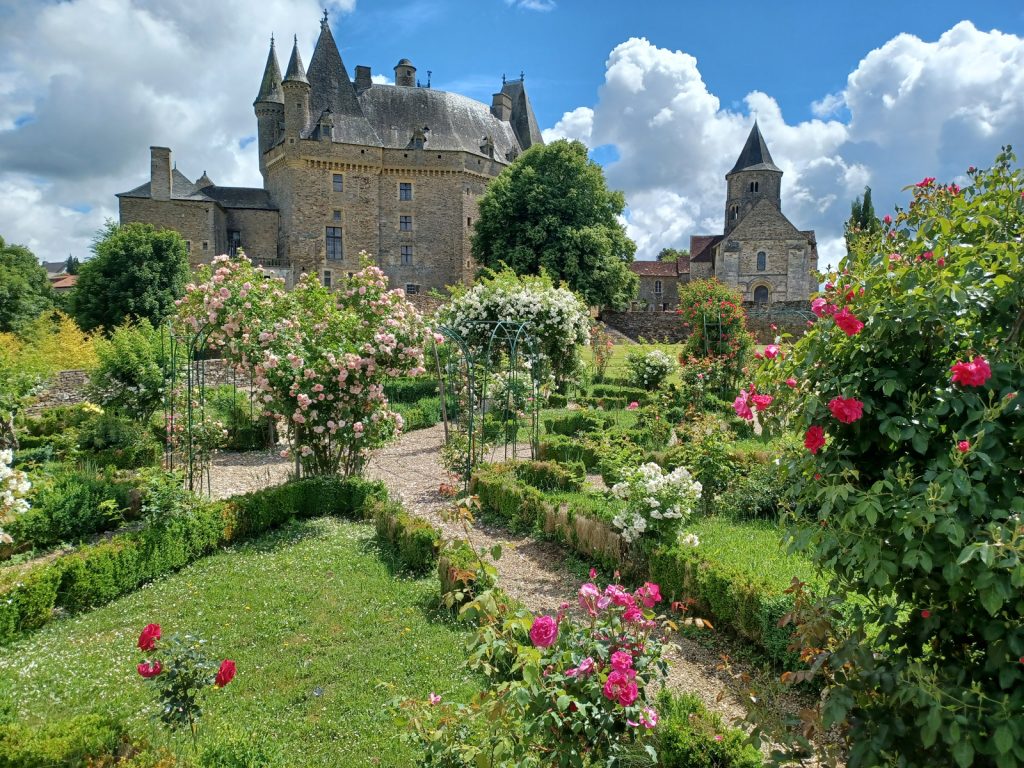chateau-de-jumilhac